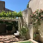 Villa La Demeure Provencale Au Charme Suranne Nimes
