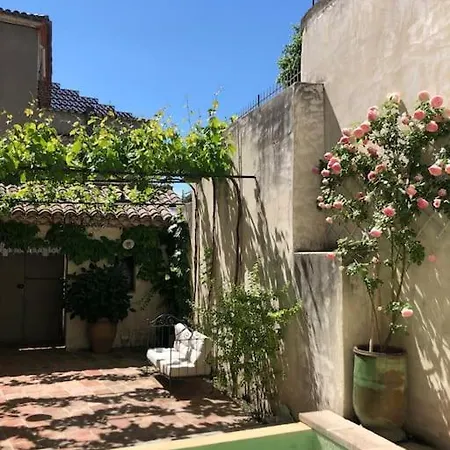 Villa La Demeure Provencale Au Charme Suranne Nîmes