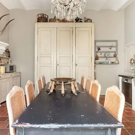 La Demeure Provencale Au Charme Suranne Nîmes