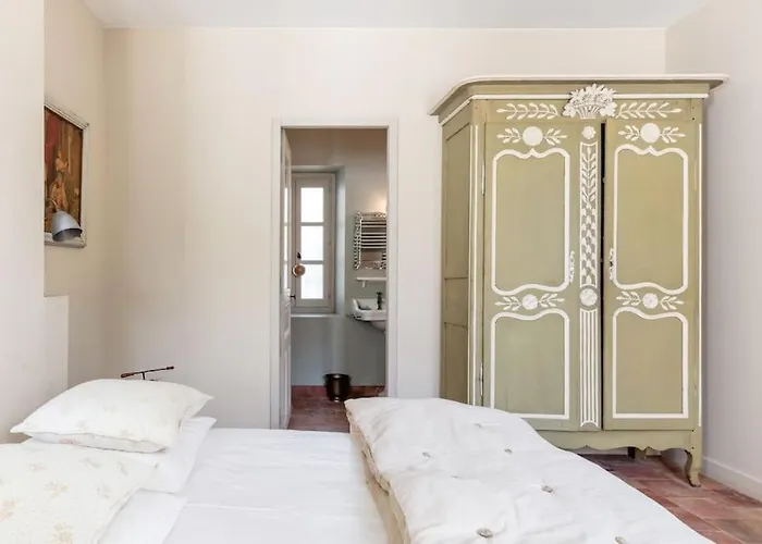 Villa La Demeure Provencale Au Charme Suranne Nimes