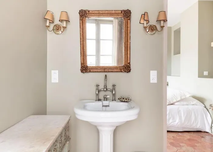 Villa La Demeure Provencale Au Charme Suranne Nimes